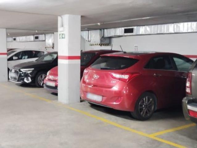 Parking en Alquiler en Esplugues de Llobregat, Barcelona