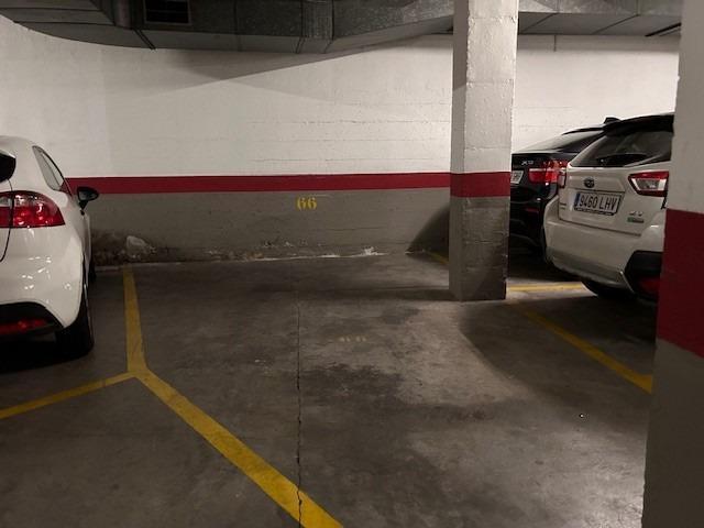 Parking en alquiler en Sabadell, Eix macia