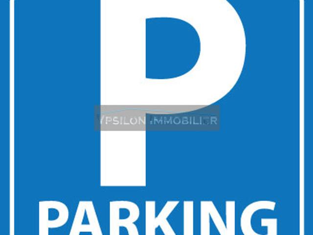 PARKING EN SOUS SOL BEAUSOLEIL