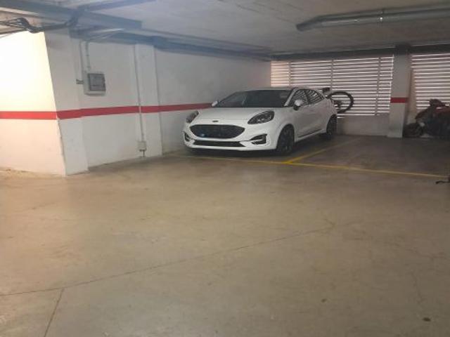 Parking en venta Calle Bisbe Grau, Reus