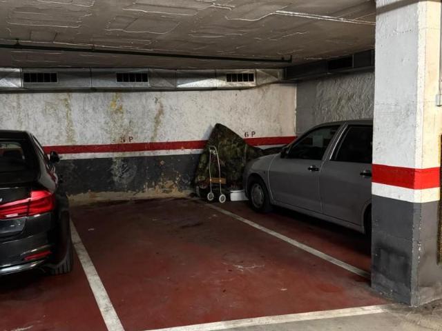 Parking en venta en Barcelona, El Poble sec
