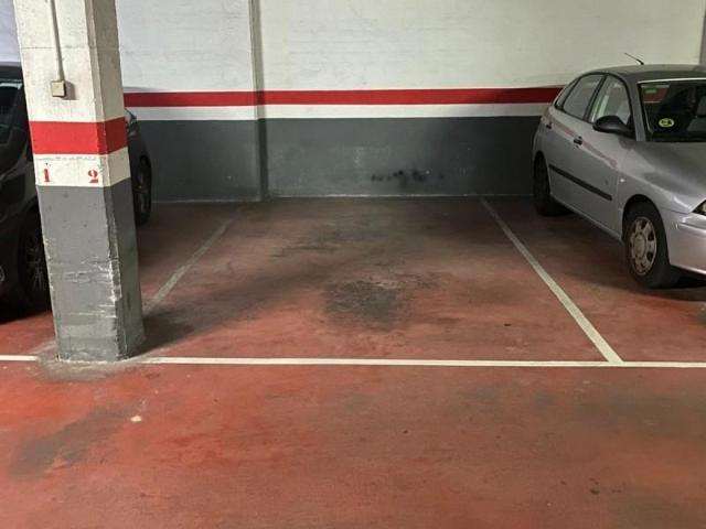 Parking en venta en Barcelona, Les Corts