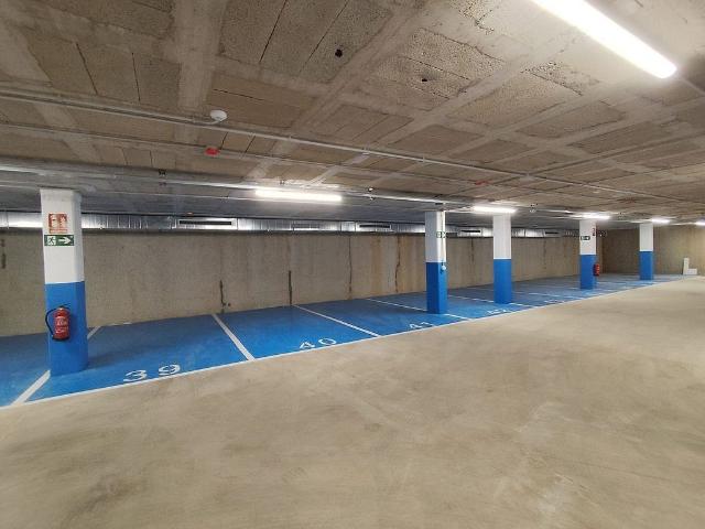 Parking en venta en calle Bernat Bransi, Barcelona, por 26.500
