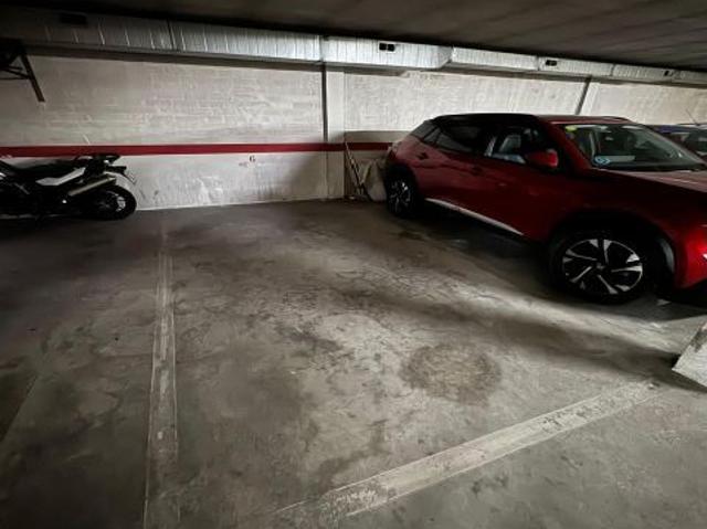 Parking en venta en calle Escultor Modest Gene, Reus