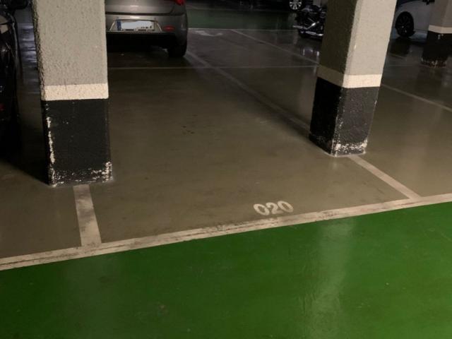 Parking en venta en Castellar del Vallès, Semicentro