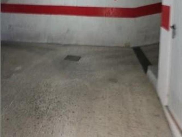Parking en venta en Dos Hermanas, AVDA CRISTOBAL COLON