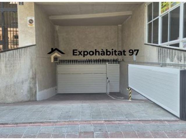 PARKING EN VENTA EN EL EDIFICIO CORDOBA AL LADO DE PLAZA EUROPA