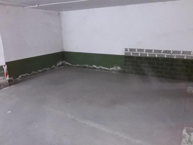 Parking en venta en La Roda, Ramon y cajal