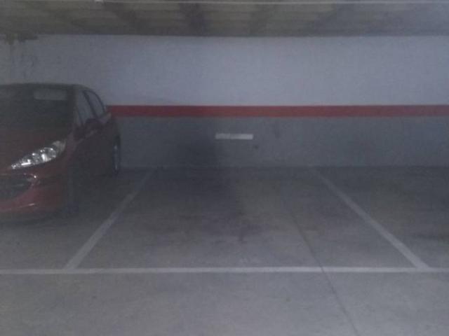 Parking en venta en Parque del Río 19004