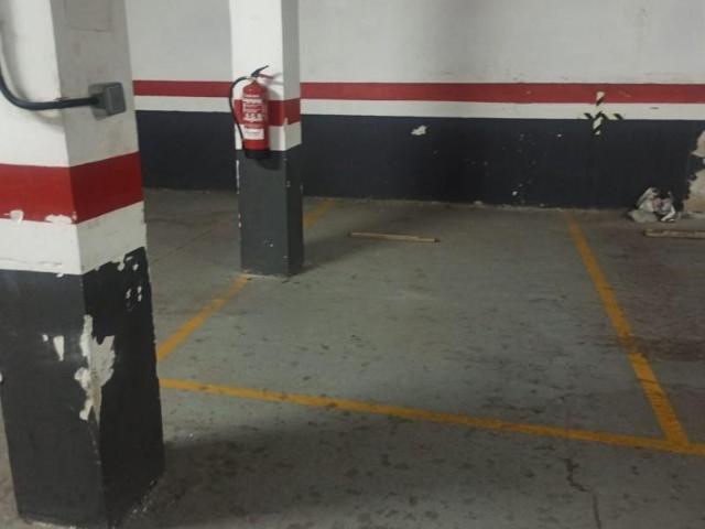 Parking en venta en Reus, Avda. Salou