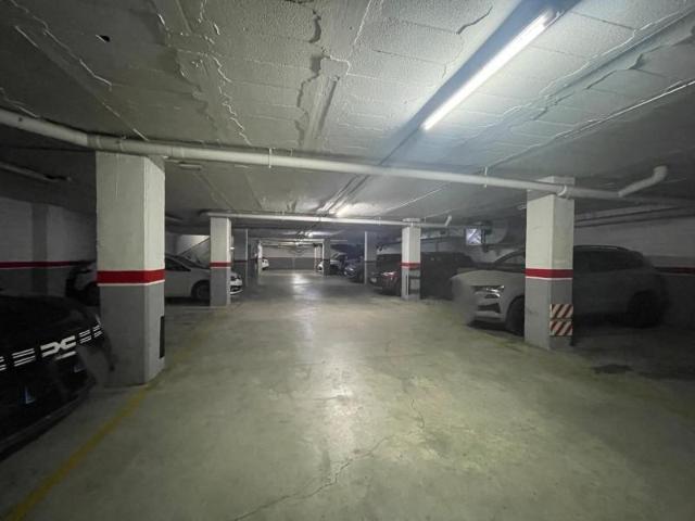 Parking en venta en Santa Coloma de Gramenet, Llati