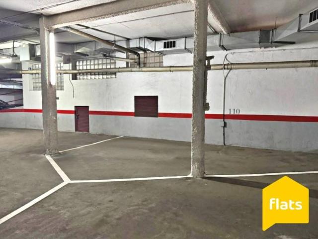 Parking en venta en Santa Coloma de Gramenet, Riu nord
