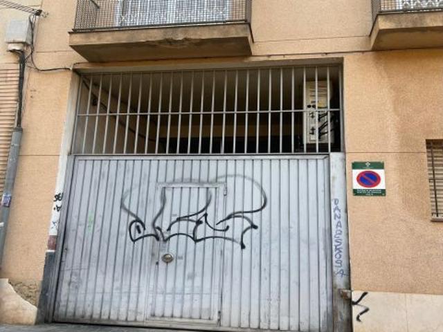 PARKING EN ZONA PG MATA