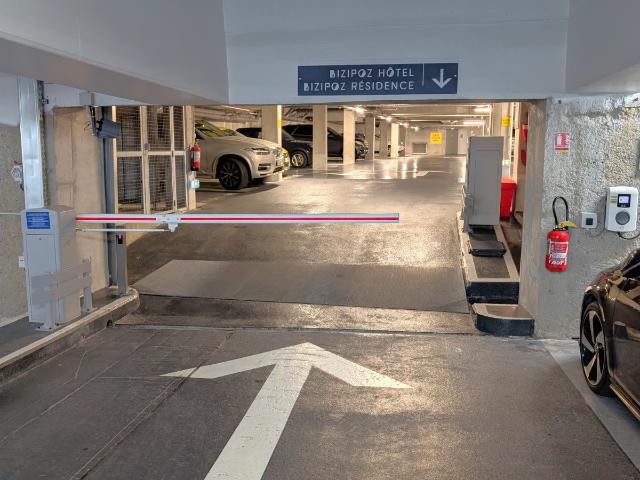 PARKING FOCH