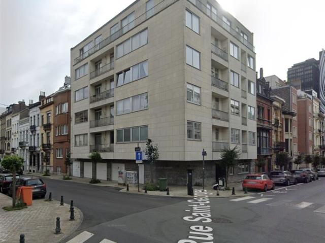 Parking / Garage