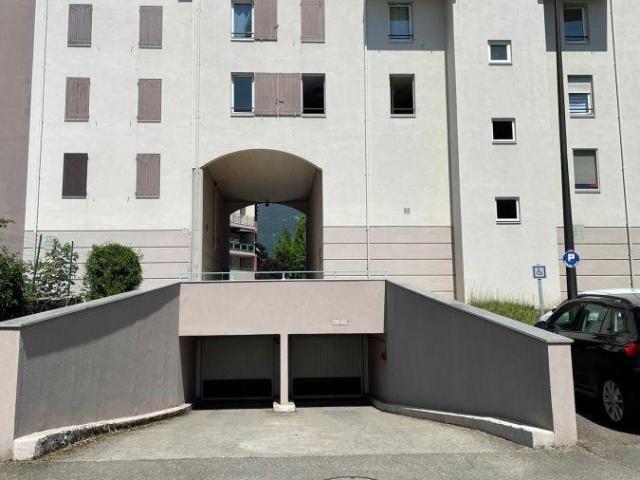 Parking Garage Garage d'environ 13.00 m2