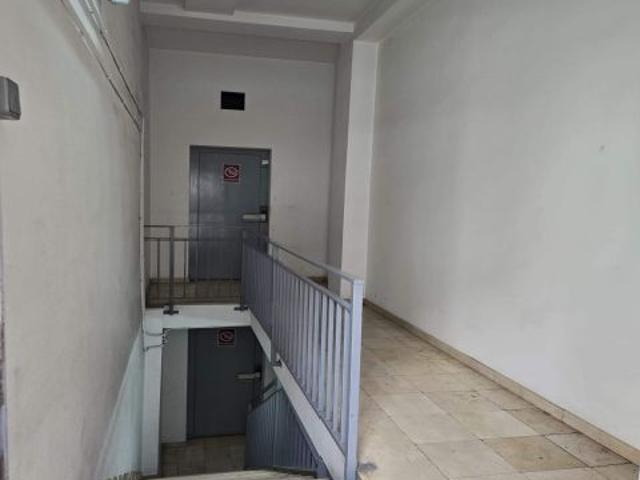 PARKING PARA COCHE Y MOTO EN ANTONIO MACHADO