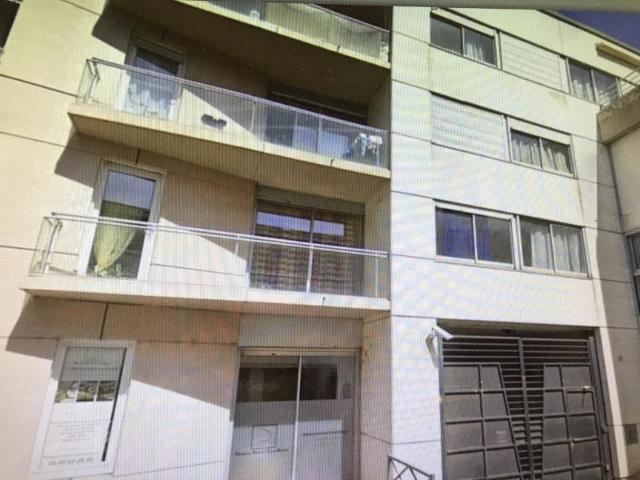 Garage rue Carnot Poitiers Centre Ville