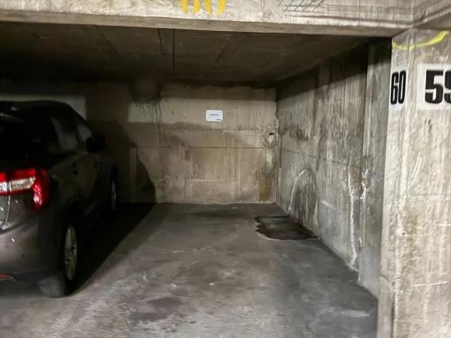 PARKING RUE MELINGUE