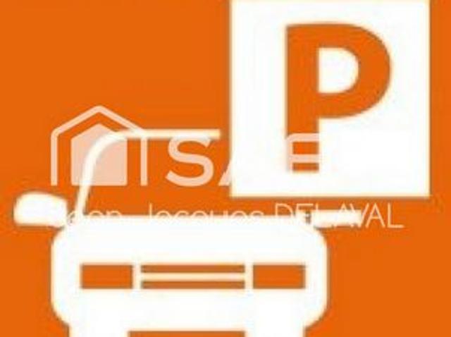 Parking sécurisé 15 m²