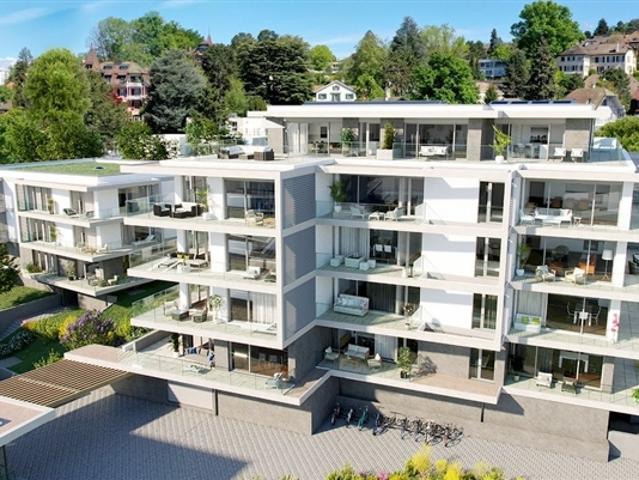 Überdachter Parkplatz in Chailly