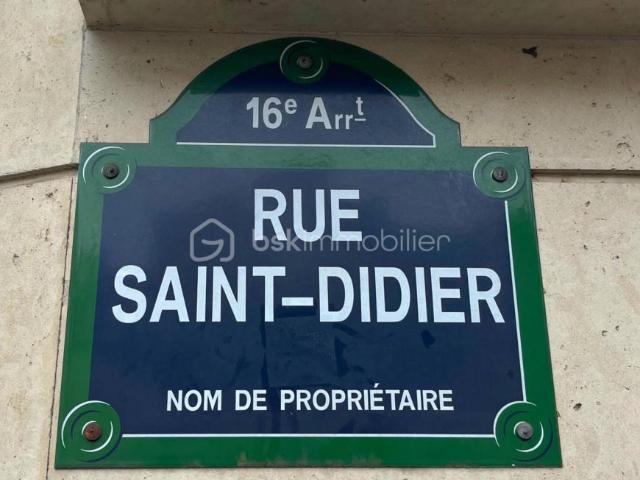 Parking 14,5m² Rue Saint Didier Paris 16e