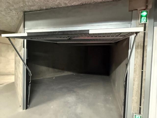 parking 13 m2 Caluire et Cuire