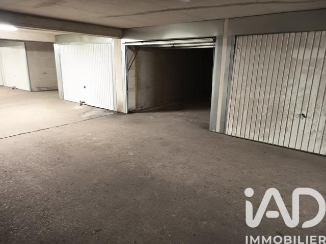 Parking/box 14 m²