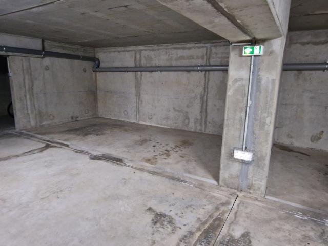 Parking/box 16 m²