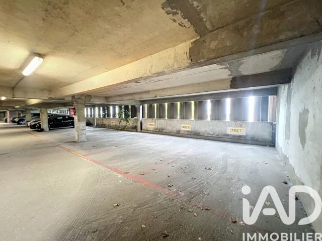 Parking/box 12 m²
