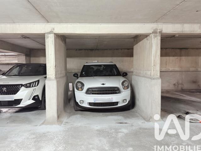 Parking/box 12 m²