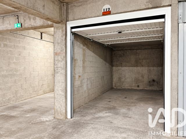 Parking/box 12 m²