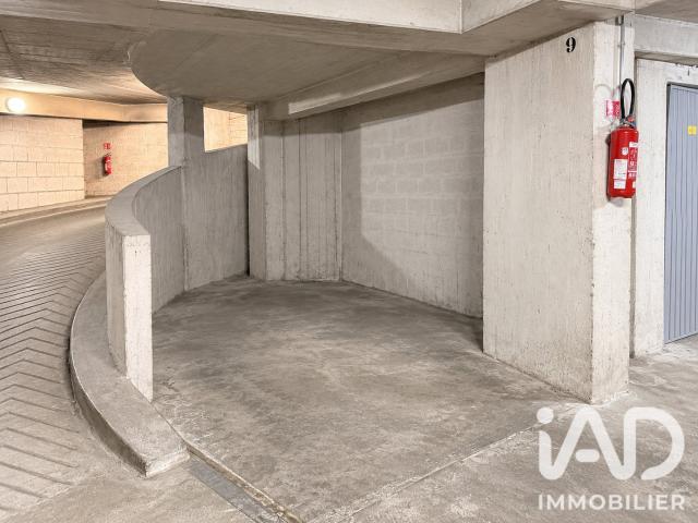 Parking/box 12 m²