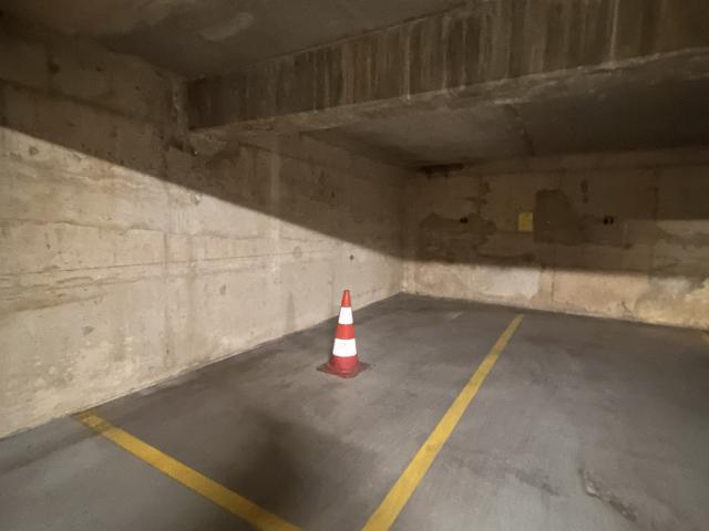 Parking/box 13 m²
