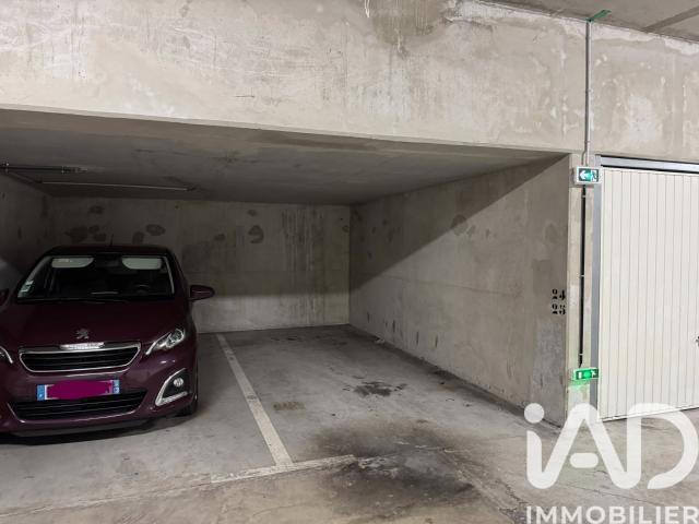 Parking/box