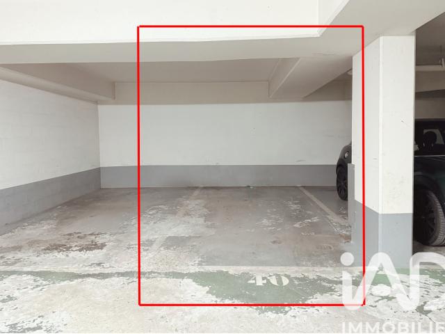 Parking/box 12 m²