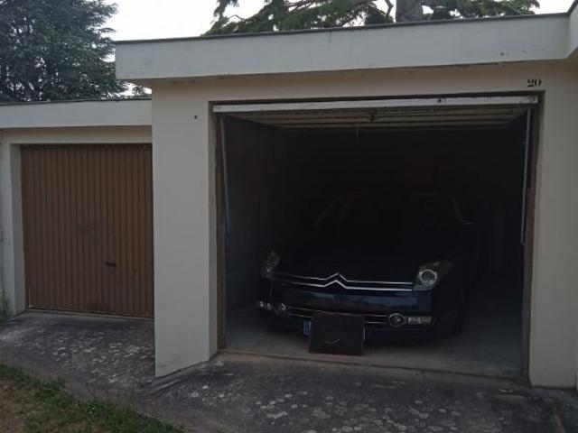 Parking/box 20 m²