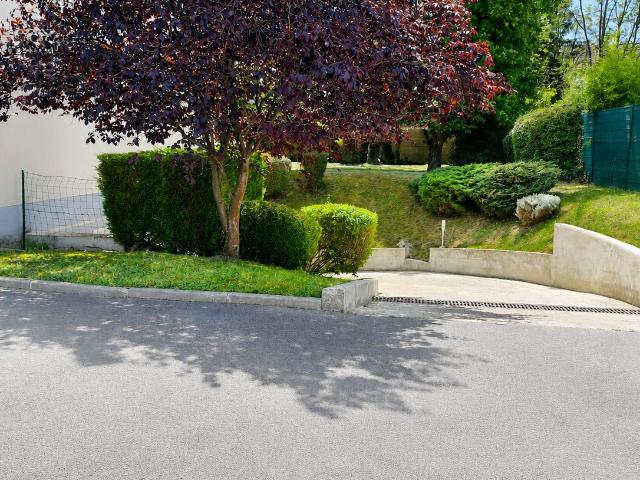 Parking/box 38 m²