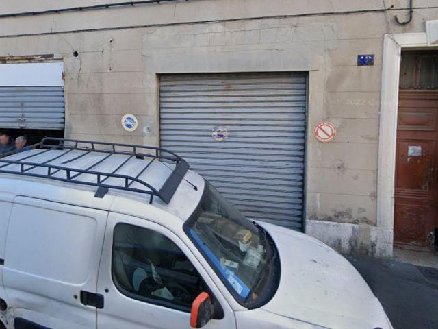 Parking/box 32 m²