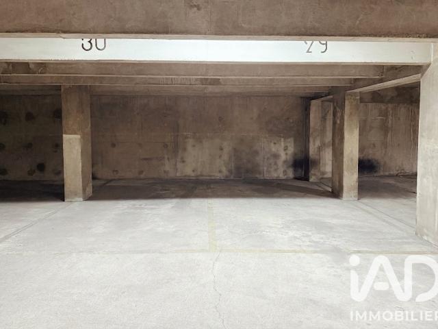 Parking/box 40 m²