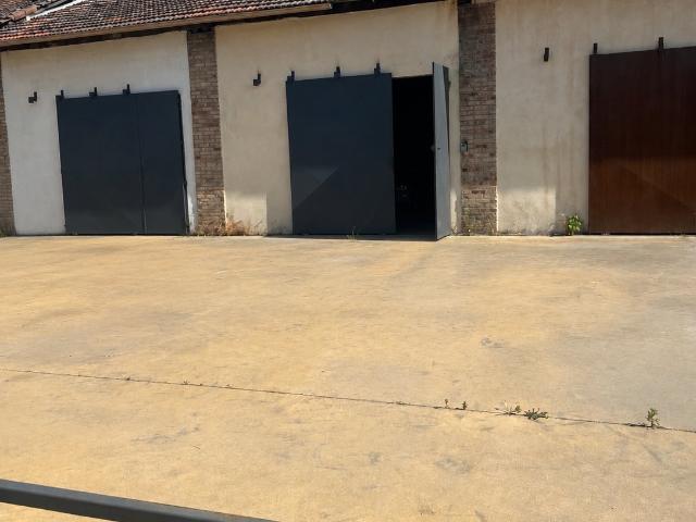 Parking/box 54 m²