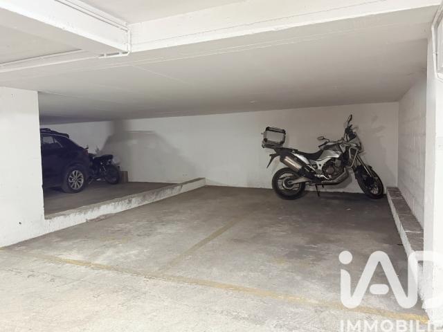 Parking/box 14 m²