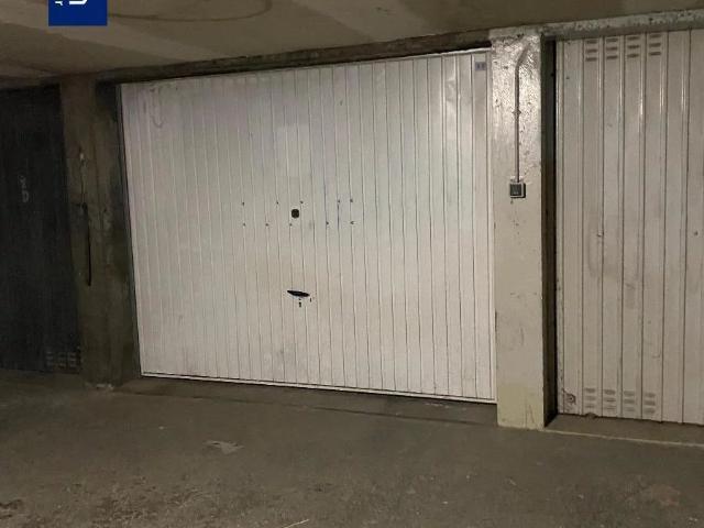 Parking/box