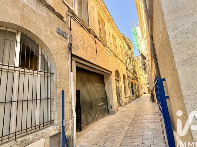 Parking/box 107 m²