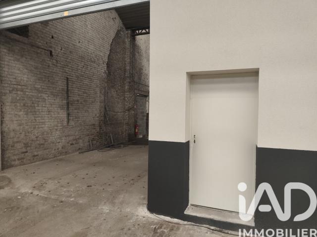 Parking/box 99 m²