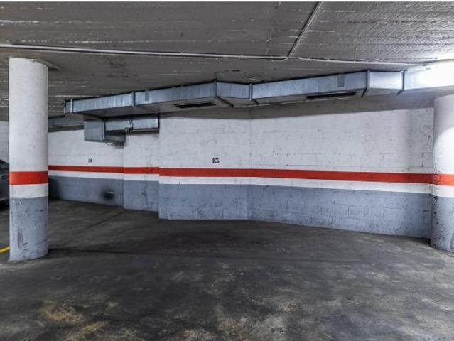 Parkings en venta junto a Paseo Mallorca