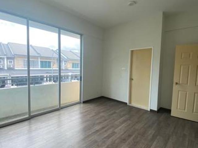 Parklane 1 Taman Bukit Sepanggar 4 Bilik Land Area 1877 sqft