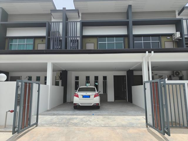Parklane 2 New unit Bukit Sepanggar 4 rooms Landed house