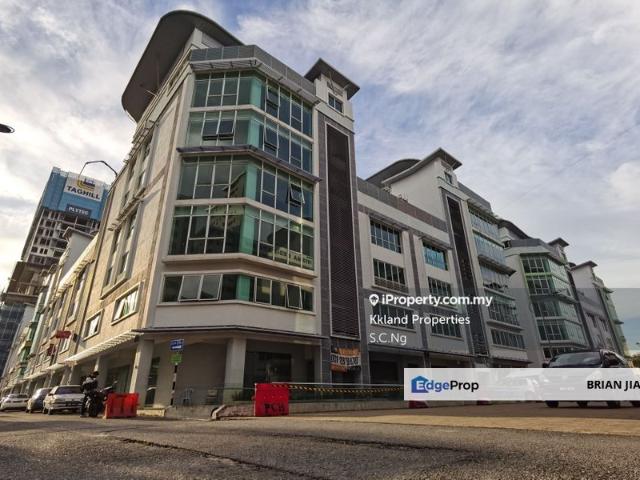 Parklane Commercial Hub