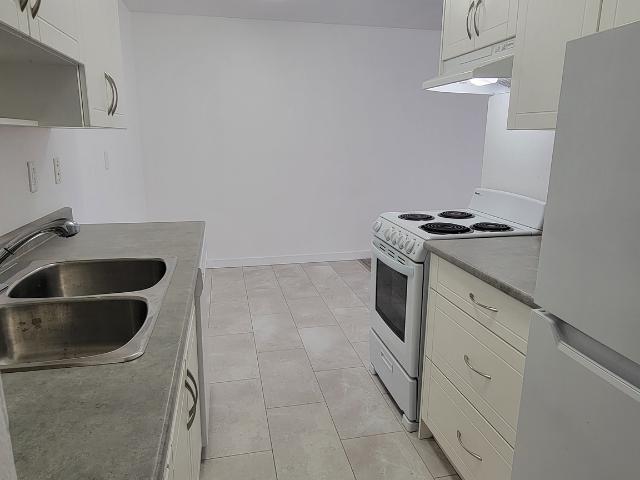 Parklane Manor Apartments Two Bedroom Unit 107 Apartment for Rent